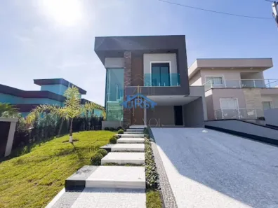 Casa de Condomínio com 3 Quartos à venda, 250m² no Suru, Santana de Parnaíba