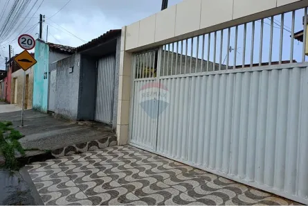 Casa com 2 Quartos à venda, 171m² no Benedito Bentes, Maceió