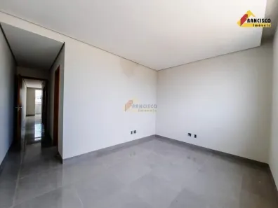 Apartamento com 3 Quartos para alugar, 73m² no Chanadour, Divinópolis