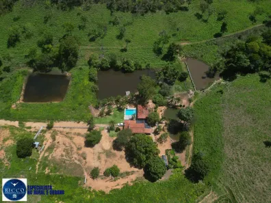 Fazenda/Sítio com 3 Quartos à venda, 76m² no Setor Central, Formoso