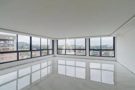Apartamento com 3 Quartos à venda, 208m² no Santo Antônio, Joinville