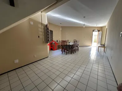 Casa com 4 Quartos à venda, 250m² no Calhau, São Luís