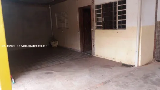 Casa com 2 Quartos à venda, 135m² no Parque Residencial Francisco Belo Galindo, Presidente Prudente