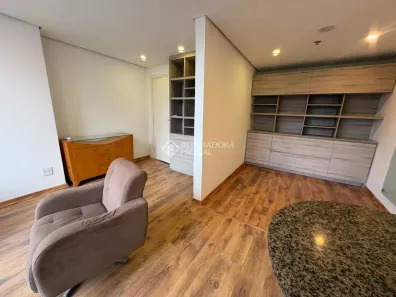 Sala Comercial à venda, 33m² no Moinhos de Vento, Porto Alegre