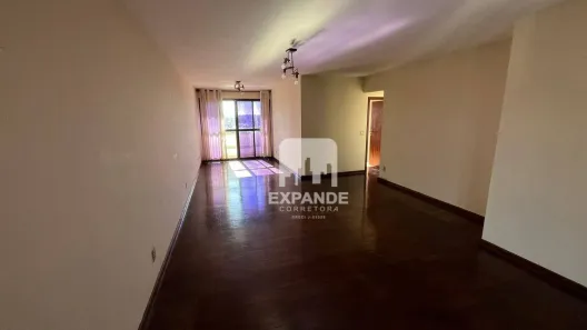 Apartamento com 3 Quartos para alugar, 118m² no Centro, Botucatu