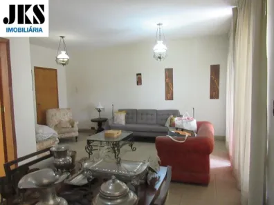 Sobrado com 3 Quartos à venda, 262m² no Sumaré, São Paulo