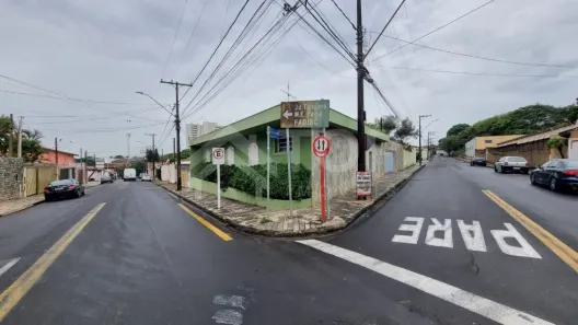 Casa com 3 Quartos à venda, 280m² no Chácara São João, São Carlos