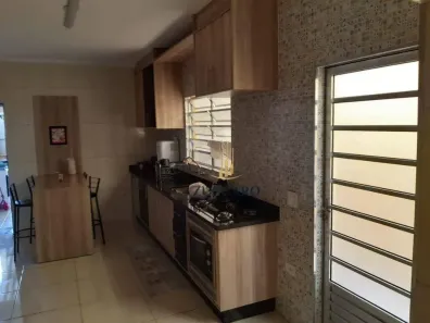 Sobrado com 4 Quartos para alugar, 200m² no Vila Nova Bonsucesso, Guarulhos