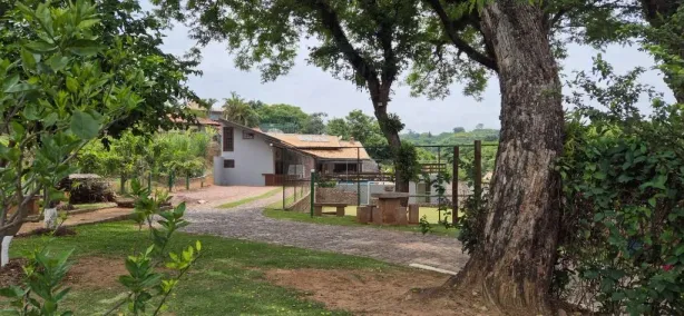 Fazenda/Sítio com 3 Quartos à venda, 240m² no Vale Verde, Valinhos