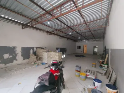 Ponto Comercial com 3 Quartos para alugar, 560m² no Nova Parnamirim, Parnamirim