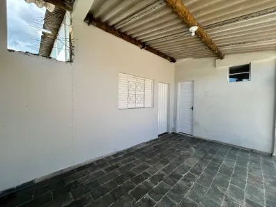Casa com 1 Quarto para alugar, 35m² no São Francisco de Assis, Sete Lagoas