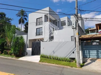 Casa de Condomínio com 3 Quartos à venda, 298m² no Chácara Moinho Velho, Carapicuíba
