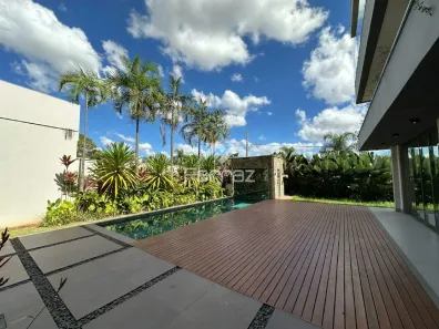 Casa de Condomínio com 4 Quartos à venda, 406m² no Morada da Colina, Uberlândia