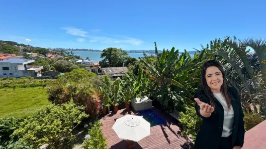 Casa com 4 Quartos à venda, 256m² no Ponta de Baixo, São José