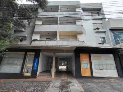 Apartamento com 3 Quartos para alugar, 135m² no Zona 04, Maringá