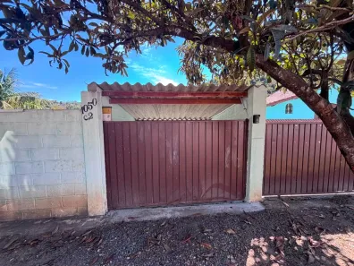 Casa com 2 Quartos para alugar, 80m² no Centro, Guararema