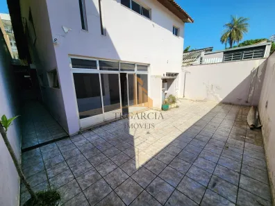 Casa com 3 Quartos à venda, 283m² no Vila Bertioga, São Paulo