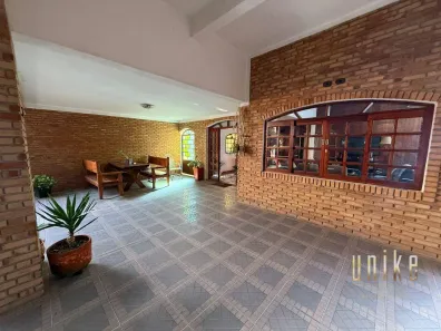 Sobrado com 4 Quartos à venda, 316m² no Vila Bandeirantes, São José dos Campos