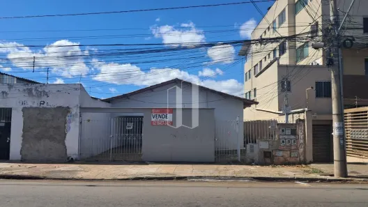 Casa com 3 Quartos à venda, 435m² no Setor Coimbra, Goiânia