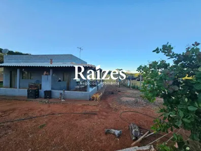 Fazenda/Sítio com 2 Quartos à venda, 50m² no Área Rural de Uberlândia, Uberlândia