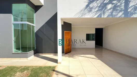 Casa com 3 Quartos à venda, 205m² no Jardim Araucária, Maringá