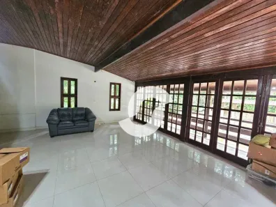 Casa com 5 Quartos à venda, 325m² no Muriqui, Niterói