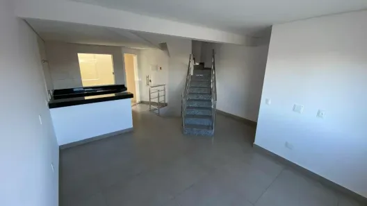 Casa com 2 Quartos à venda, 105m² no Parque Xangri-Lá, Contagem