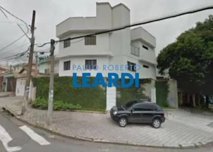 Sobrado com 5 Quartos à venda, 321m² no Vila Scarpelli, Santo André