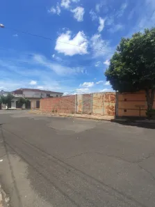 Prédio Comercial à venda, 271m² no Jardim Petrópolis, Bauru