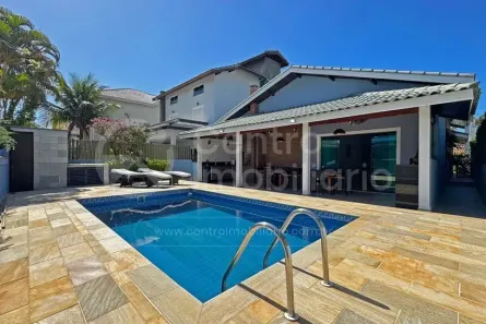 Casa de Condomínio com 3 Quartos à venda, 171m² no , Peruíbe