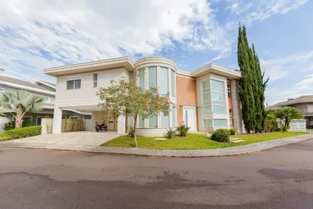 Casa de Condomínio com 4 Quartos à venda, 377m² no Uberaba, Curitiba