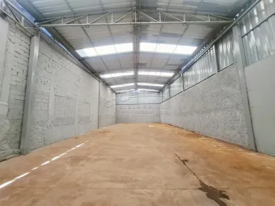 Galpão/Depósito/Armazém à venda, 228m² no Parque das Oliveiras, Ribeirão Preto