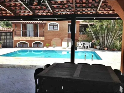 Casa de Condomínio com 4 Quartos à venda, 500m² no Cumbari, Mairiporã