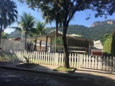 Casa de Condomínio com 3 Quartos à venda, 312m² no Jacarepaguá, Rio de Janeiro
