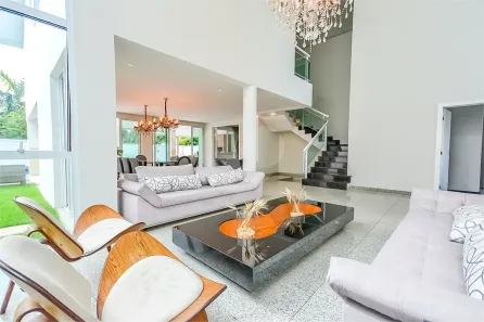 Casa de Condomínio com 5 Quartos à venda, 398m² no Cararu, Eusébio