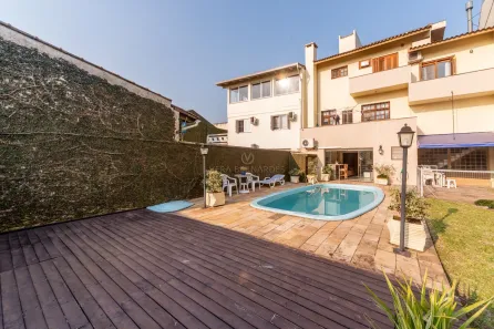 Casa com 3 Quartos à venda, 310m² no Teresópolis, Porto Alegre