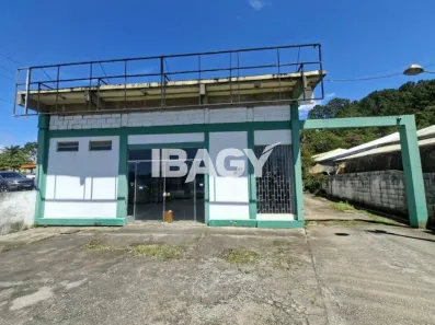 Ponto Comercial com 4 Quartos para alugar, 686m² no Aririú, Palhoça