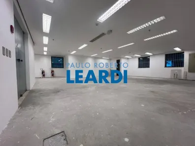 Ponto Comercial à venda, 194m² no Cerqueira César, São Paulo