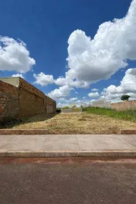 Lote/Terreno à venda, 250m² no Parque das Laranjeiras II, Uberaba