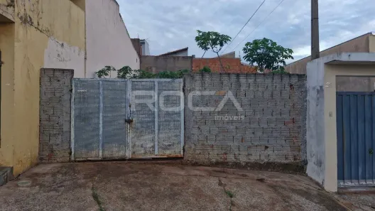 Lote/Terreno à venda, 150m² no Jardim Medeiros, São Carlos