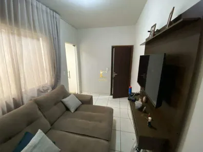 Casa com 2 Quartos à venda, 133m² no Jardinópolis, Divinópolis