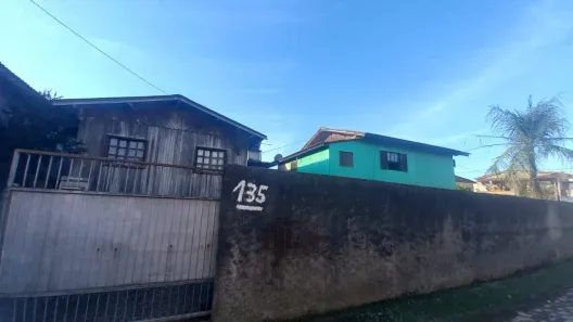 Casa com 2 Quartos à venda, 200m² no Caminho Novo, Palhoça