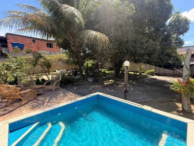 Casa com 2 Quartos para alugar, 350m² no Jardim Atlântico, Serra