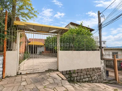 Casa com 3 Quartos para alugar, 239m² no Partenon, Porto Alegre