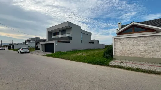 Lote/Terreno à venda, 600m² no Santo Antônio de Pádua, Tubarão