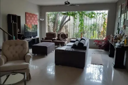 Casa com 3 Quartos à venda, 232m² no Planalto Paulista, São Paulo
