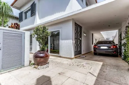 Casa com 3 Quartos à venda, 300m² no Jardim Europa, São Paulo