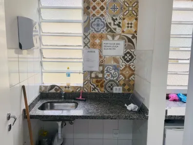 Sala Comercial para alugar, 125m² no República, São Paulo