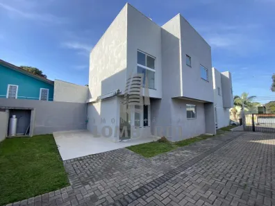 Sobrado com 3 Quartos para alugar, 90m² no Pinheirinho, Curitiba