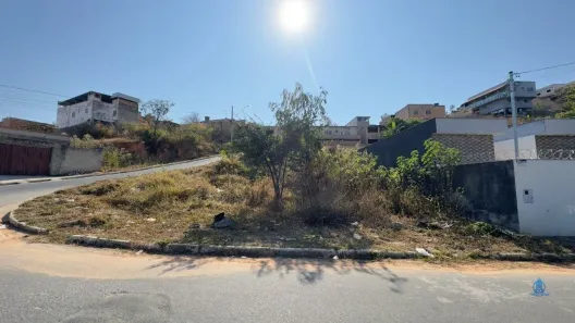 Lote/Terreno à venda, 368m² no Vida Nova, Vespasiano